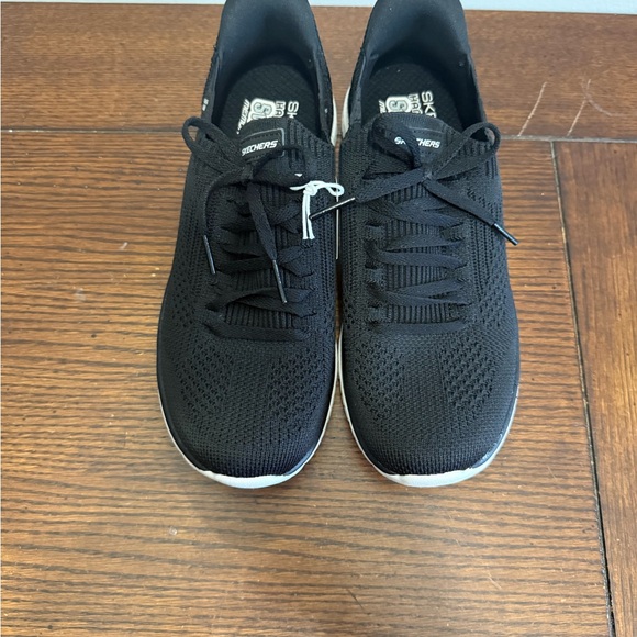 Skechers Virtue Divinity Swift Fit Hands Free Shoes‎ black Womens 6.5 NEW - Picture 3 of 6